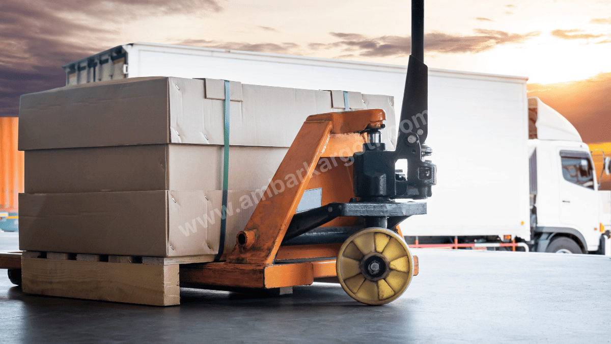 Altınekin Paletli Yük Taşıma